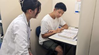 学習塾の正社員の繁忙期はいつ？夏期講習・冬期講習・受験期の働き方を解説